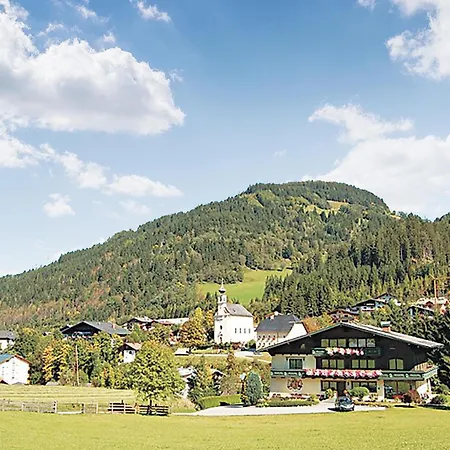 Feine In Apartment *